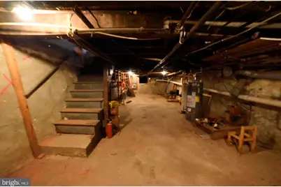 402 Long Lane, Upper Darby, PA 19082 - Photo 6