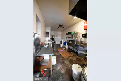 402 Long Lane, Upper Darby, PA 19082 - Photo 4