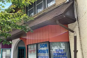 402 Long Ln, Upper Darby, PA 19082 - Photo 2