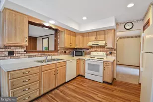 530 Grand Ave, Havertown, PA 19083 - Photo 4