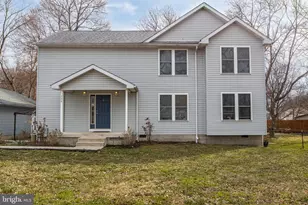 520 Bethel Ave, Upper Chichester, PA 19014 - Photo 2