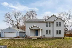 520 Bethel Ave, Upper Chichester, PA 19014 - Photo 1