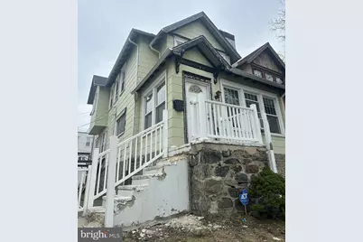 15 S Wycombe Avenue, Lansdowne, PA 19050 - Photo 2