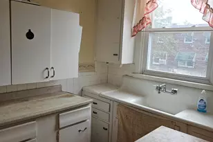 7266 Spruce St, Upper Darby, PA 19082 - Photo 4