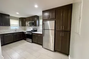 412 E Providence Rd, Aldan, PA 19018 - Photo 1
