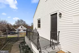 52 Seward Ln, Aston, PA 19014 - Photo 30