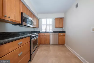 500 E Lancaster Avenue, Wayne, PA 19087 - Photo 8