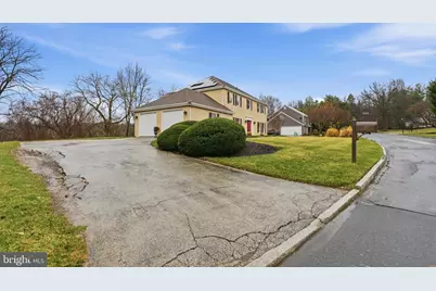 305 Countryview Drive, Bryn Mawr, PA 19010 - Photo 4