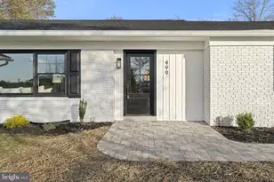 499 Collins Dr, Springfield, PA 19064 - Photo 2