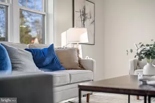 499 Collins Dr, Springfield, PA 19064 - Photo 6