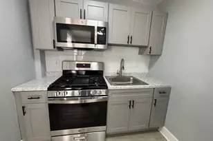 542 Keystone Ave, Darby, PA 19023 - Photo 1