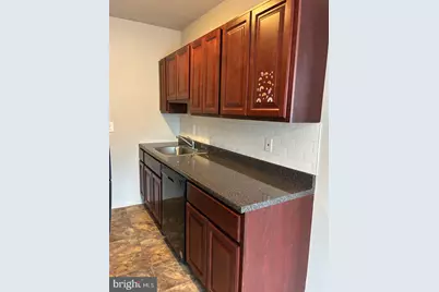 260 N Wycombe Ave #210, Lansdowne, PA 19050 - Photo 4