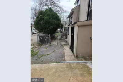 1121 Elmwood Avenue #SIDE 3, Sharon Hill, PA 19079 - Photo 16