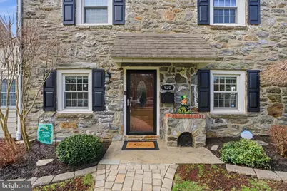 920 Blythe Avenue, Drexel Hill, PA 19026 - Photo 2