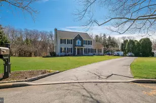 3833 Luhmann Cir, Garnet Valley, PA 19060 - Photo 2