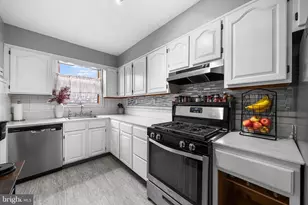 223 St Laurence Rd, Upper Darby, PA 19082 - Photo 10