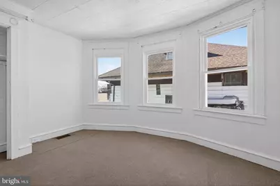 637 Chester Pike, Prospect Park, PA 19076 - Photo 18