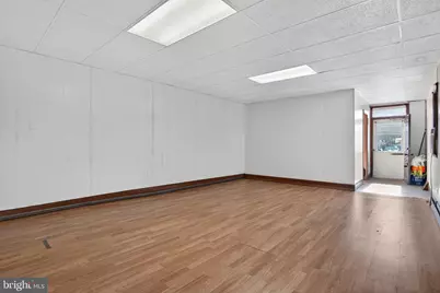 637 Chester Pike, Prospect Park, PA 19076 - Photo 6