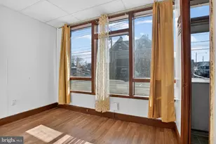 637 Chester Pike, Prospect Park, PA 19076 - Photo 4