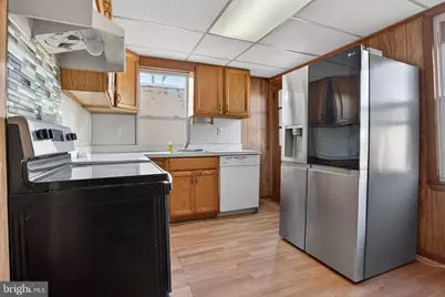 637 Chester Pike, Prospect Park, PA 19076 - Photo 10