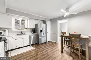 121 Jennifer Way, Upper Chichester, PA 19061 - Photo 10