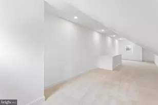 523 Collingdale Ave, Darby, PA 19023 - Photo 24