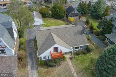 11 Tenby Road, Havertown, PA 19083 - Photo 1