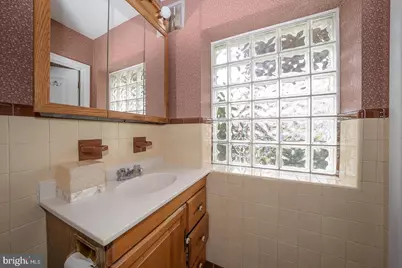 11 Tenby Road, Havertown, PA 19083 - Photo 18