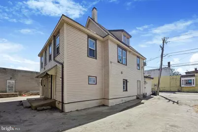 909 Springfield Road #B, Darby, PA 19023 - Photo 4