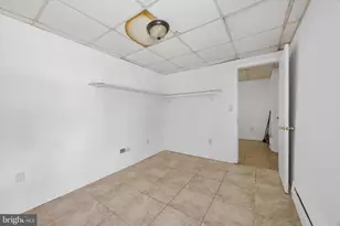 909 Springfield Rd, Darby, PA 19023 - Photo 12