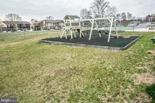 5200 Hilltop Dr, Brookhaven, PA 19015 - Photo 26