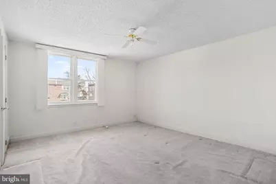 1032 Brookwood Lane, Glenolden, PA 19036 - Photo 10