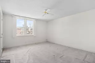 1032 Brookwood Ln, Glenolden, PA 19036 - Photo 10