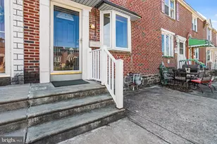 1032 Brookwood Ln, Glenolden, PA 19036 - Photo 2