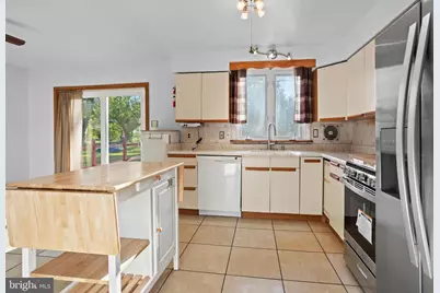 18 Cobblestone Lane, Aston, PA 19014 - Photo 10