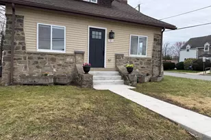 101 N Eagle Rd, Havertown, PA 19083 - Photo 2