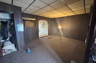 231 Hamilton Ave, Darby, PA 19023 - Photo 6