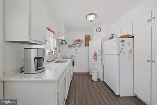 1323 Morton Ave, Folsom, PA 19033 - Photo 14