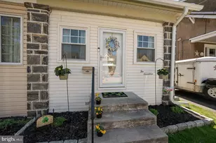 217 Harding Ave, Havertown, PA 19083 - Photo 1