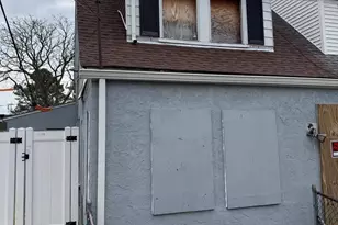 1119 Brown St, Chester, PA 19013 - Photo 2