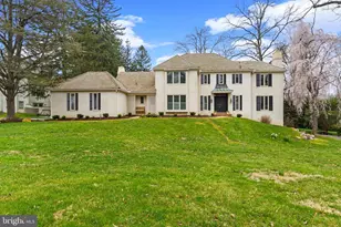 217 Ravenscliff Rd, Wayne, PA 19087 - Photo 2