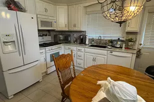 743 Hickory Rd, Secane, PA 19018 - Photo 10