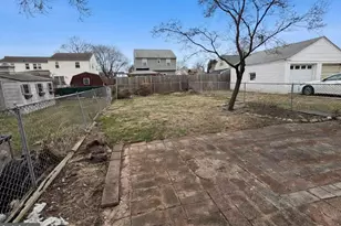 429 Sutton Ave, Folsom, PA 19033 - Photo 16