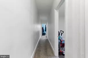 1421 E 11th St, Crum Lynne, PA 19022 - Photo 12