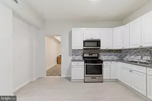 1421 E 11th St, Crum Lynne, PA 19022 - Photo 6