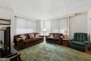 317 E Glenolden Ave, Glenolden, PA 19036 - Photo 6