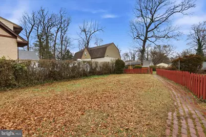 317 E Glenolden Avenue, Glenolden, PA 19036 - Photo 14