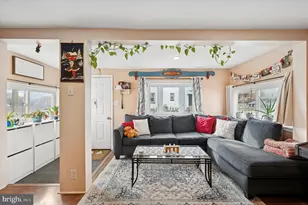 407 Emerald St, Media, PA 19063 - Photo 4