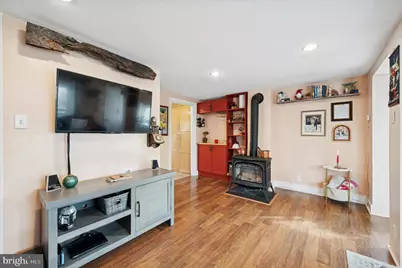 407 Emerald Street, Media, PA 19063 - Photo 2