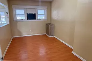 914 Marshall, Sharon Hill, PA 19079 - Photo 6